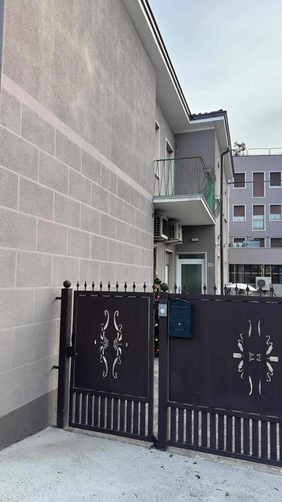 Apartament Casa Di Zina Werona Zewnętrze zdjęcie